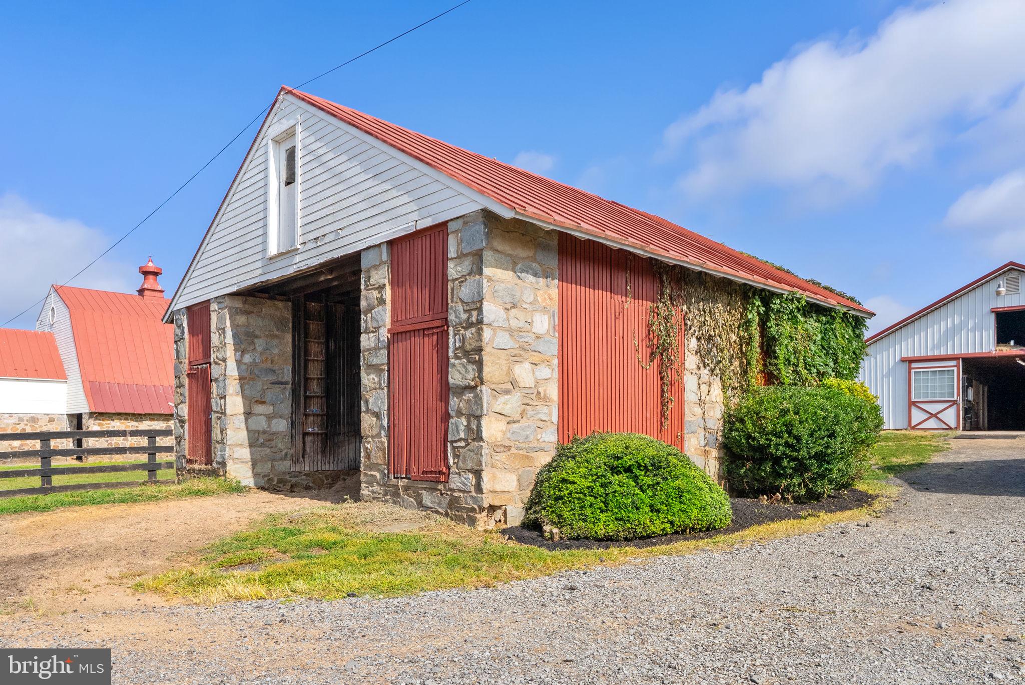 40332 COURTLAND FARM LANE