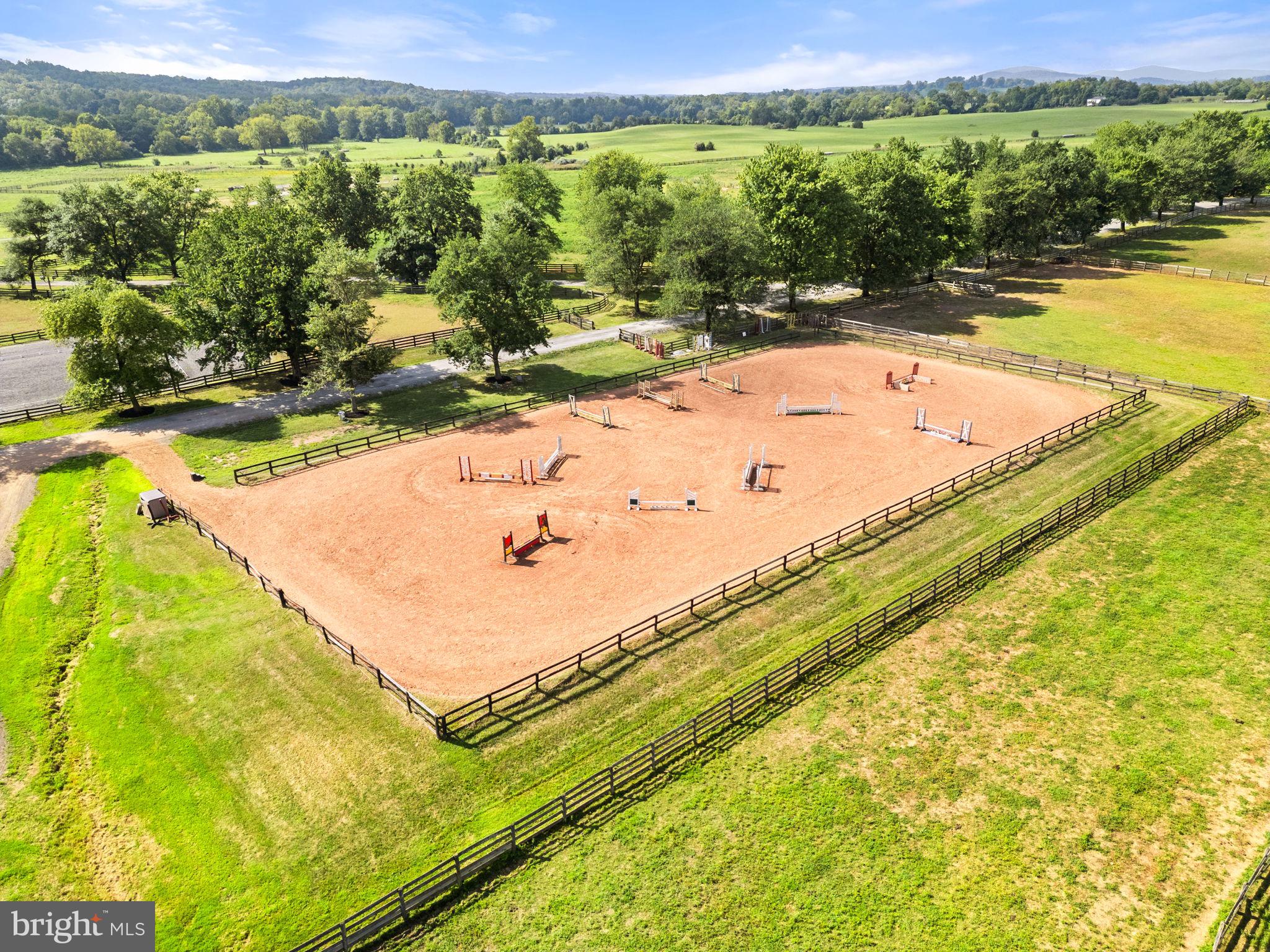 40332 COURTLAND FARM LANE