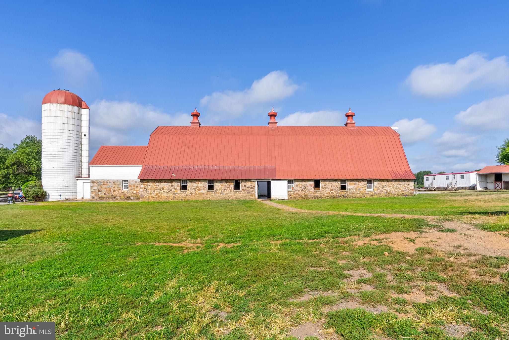 40332 COURTLAND FARM LANE