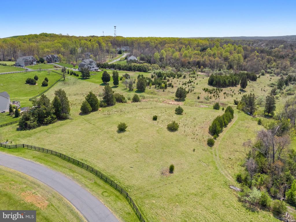 Lot 15B STONE FOX COURT