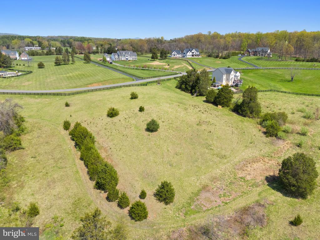 Lot 15B STONE FOX COURT