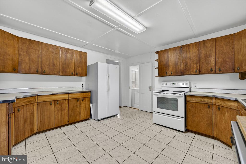 150 S 20TH STREET