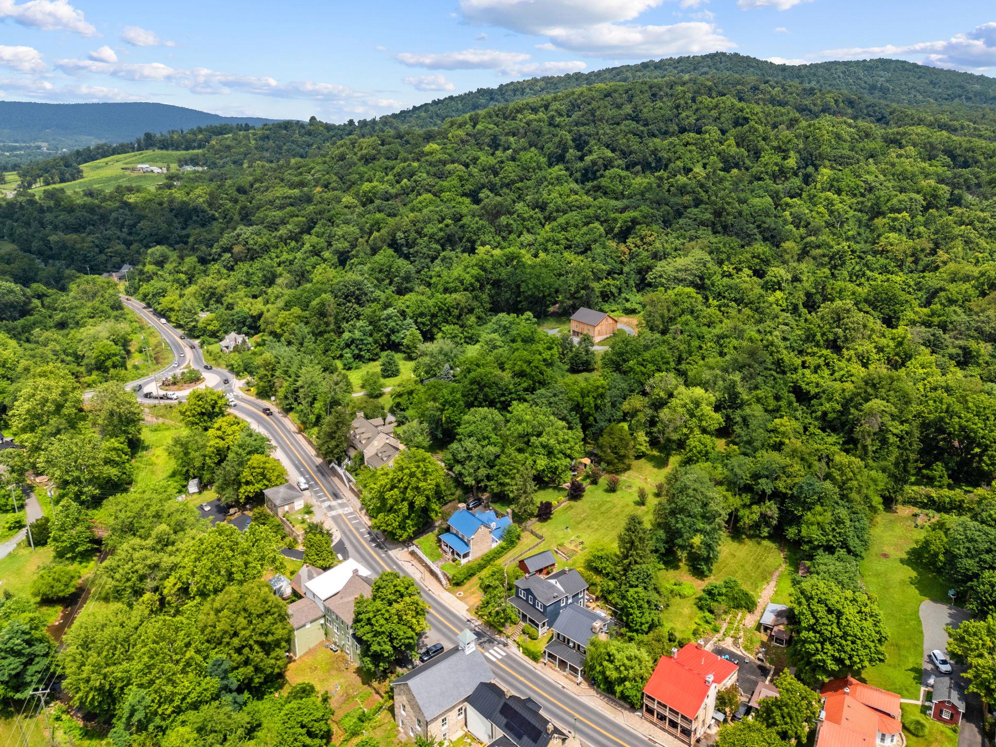 36944 CHARLES TOWN PIKE