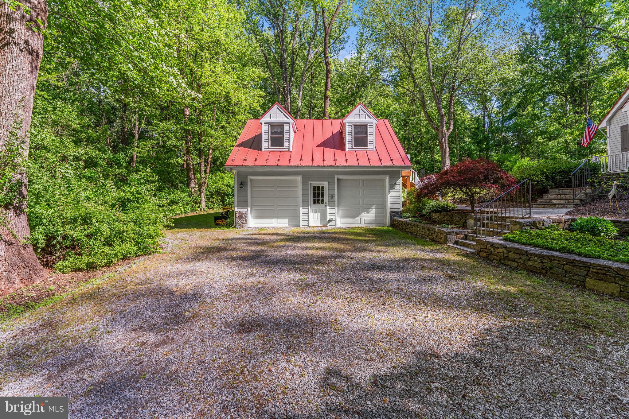 38021 SNICKERSVILLE TURNPIKE