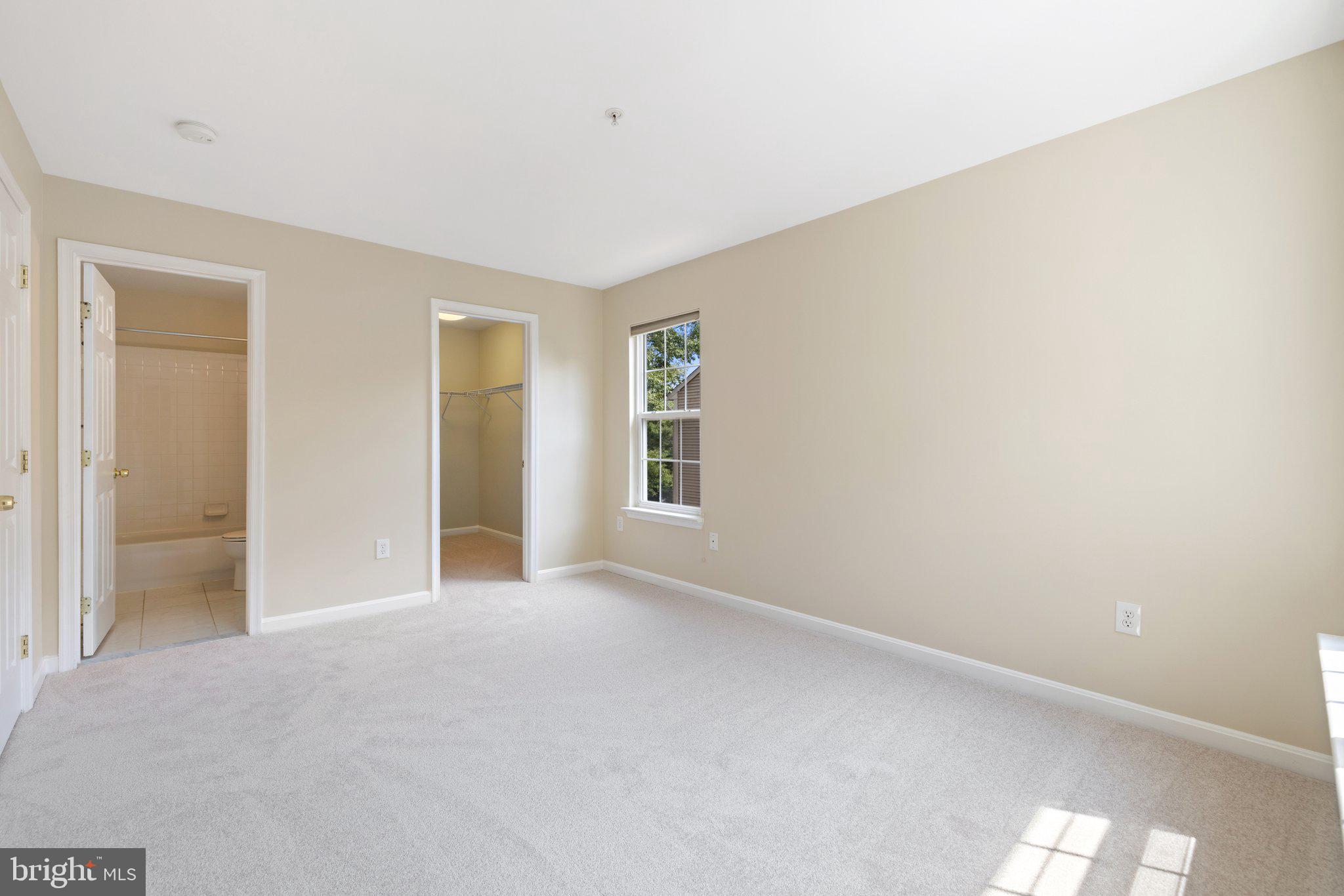 13621 GARFIELD PLACE 302
