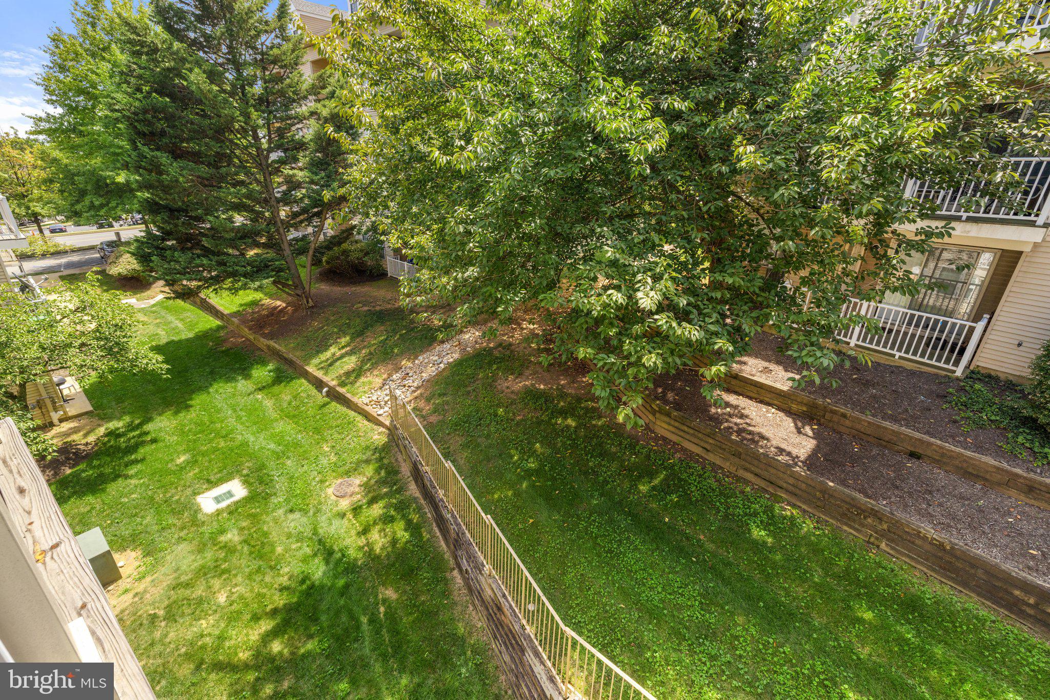 13621 GARFIELD PLACE 302