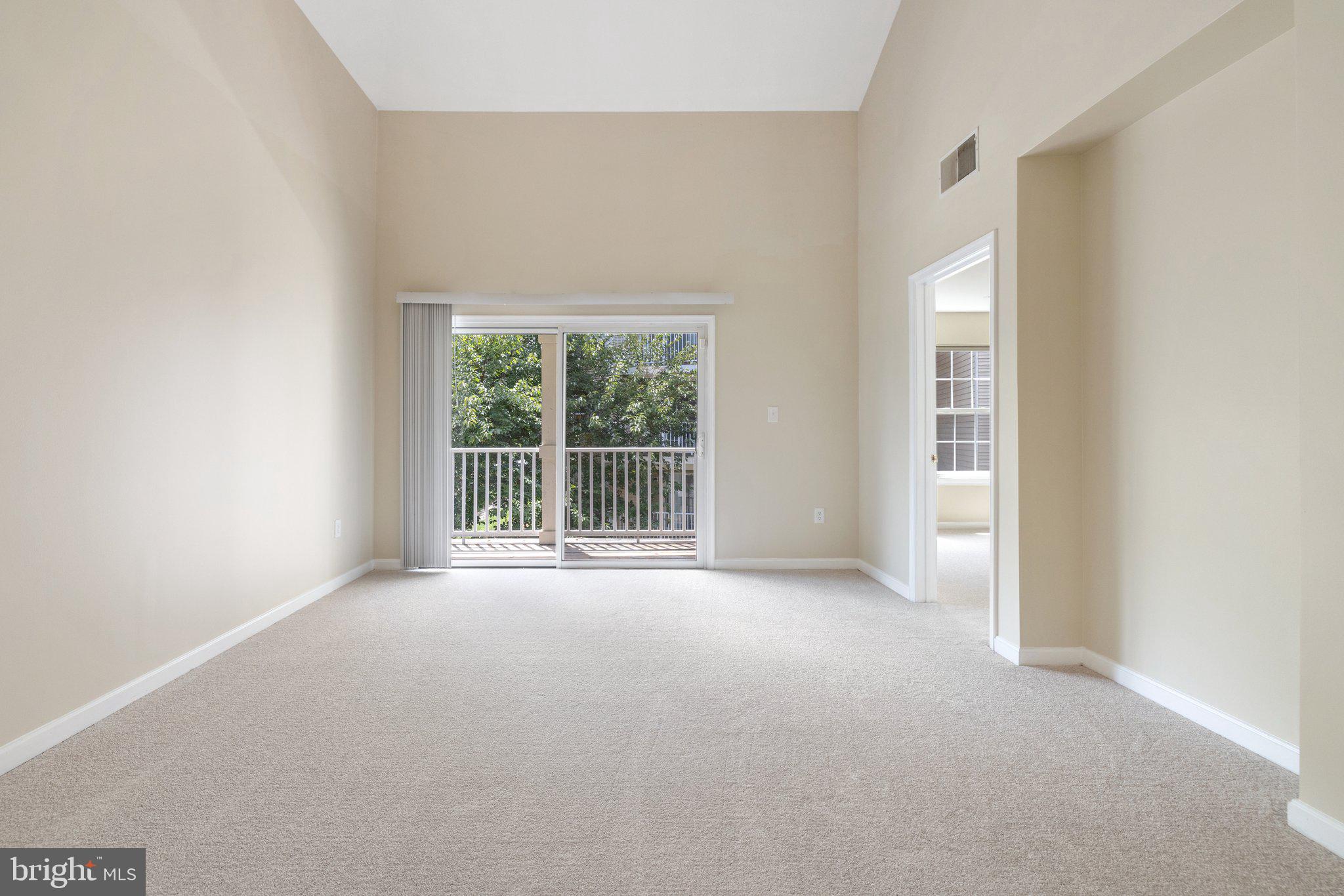 13621 GARFIELD PLACE 302