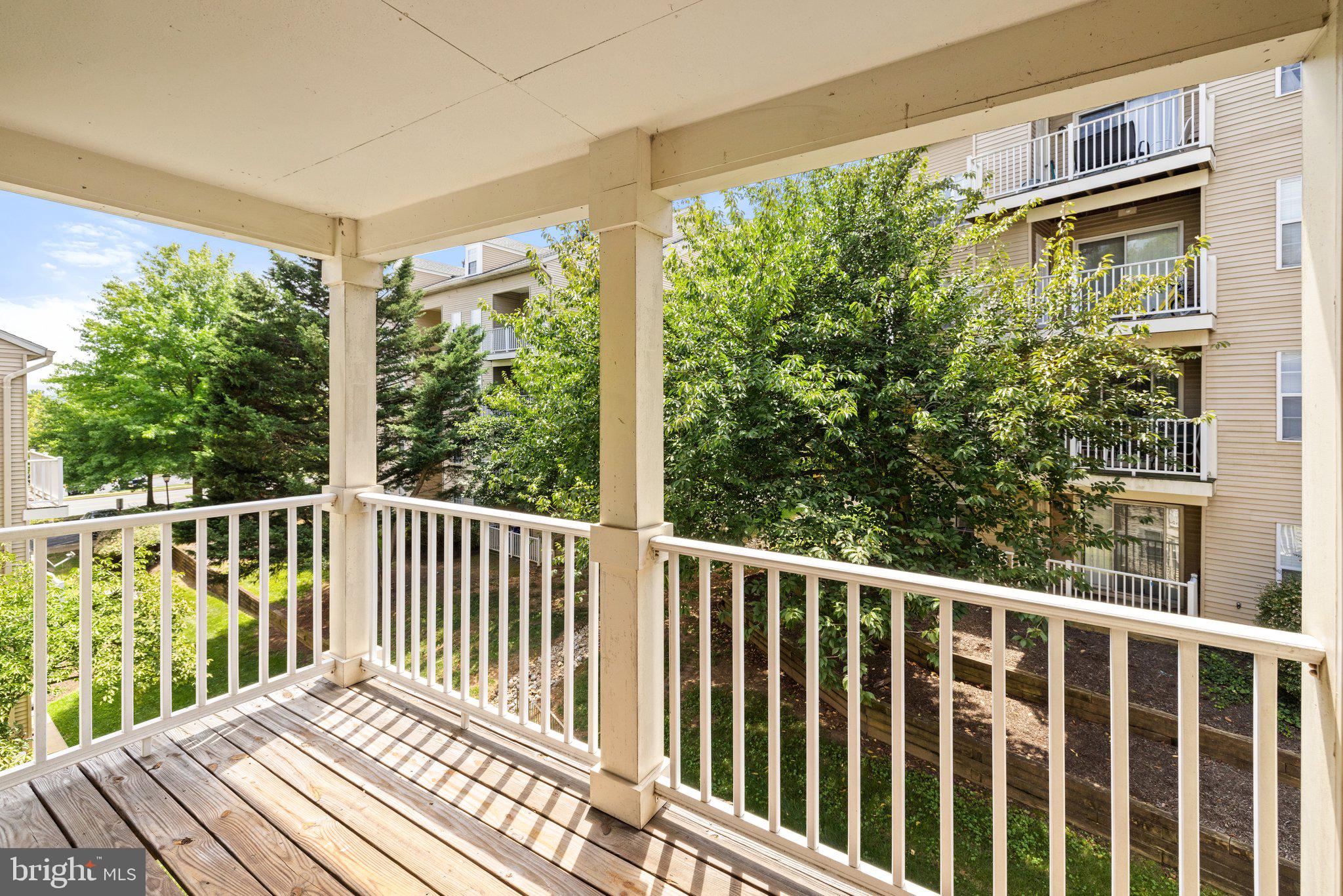 13621 GARFIELD PLACE 302