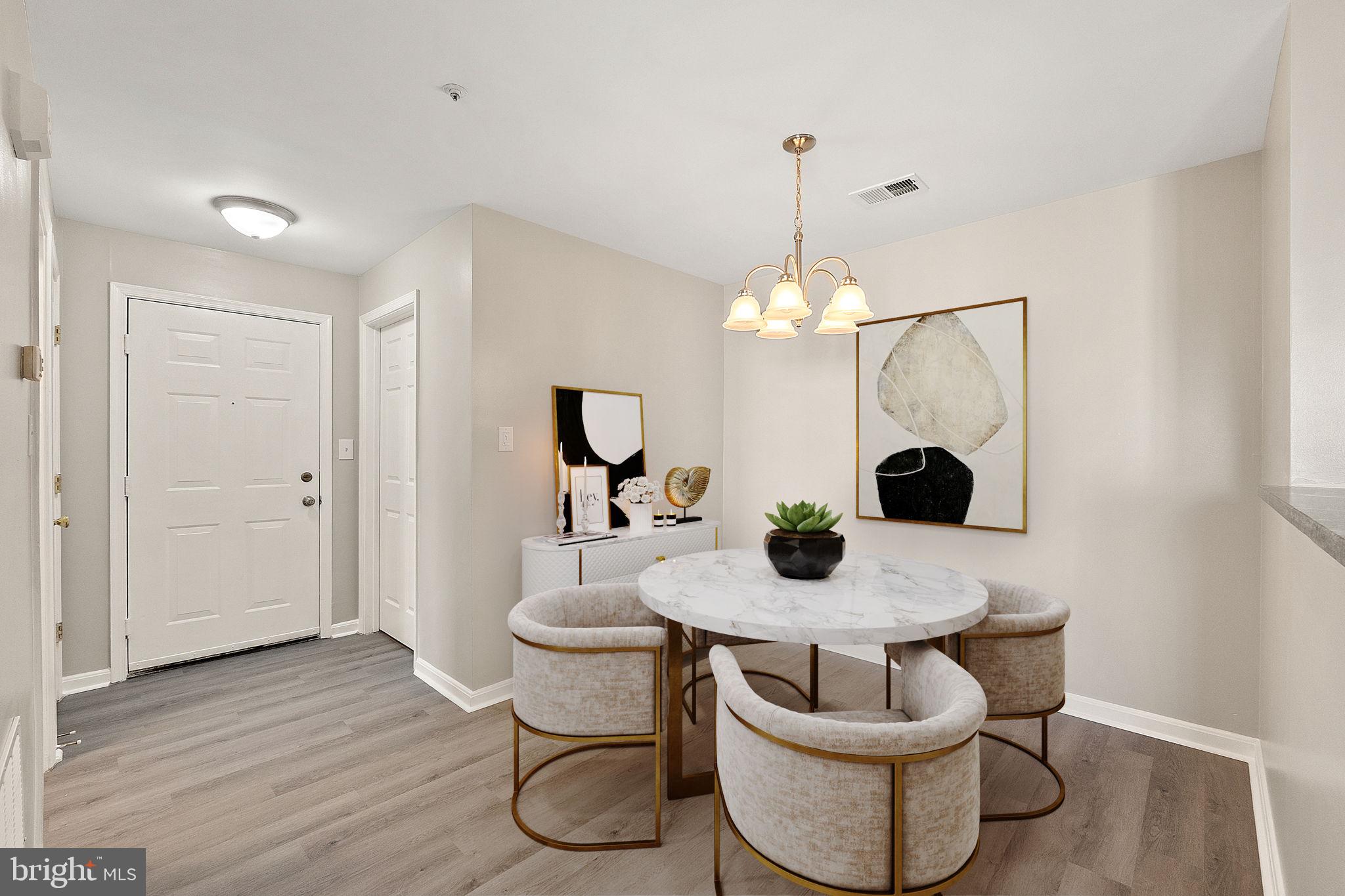 1055 GARDENVIEW LOOP 302