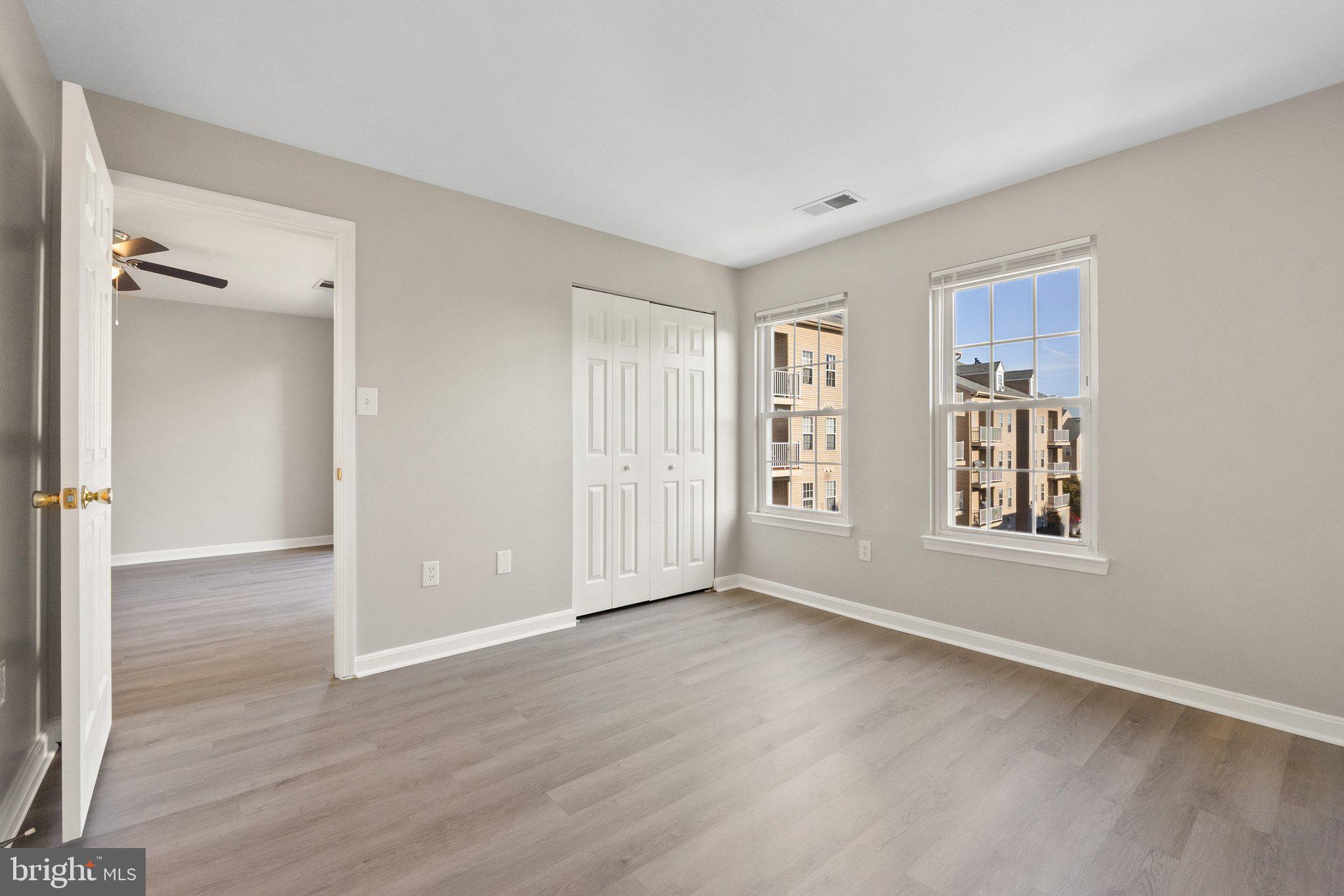 1055 GARDENVIEW LOOP 302