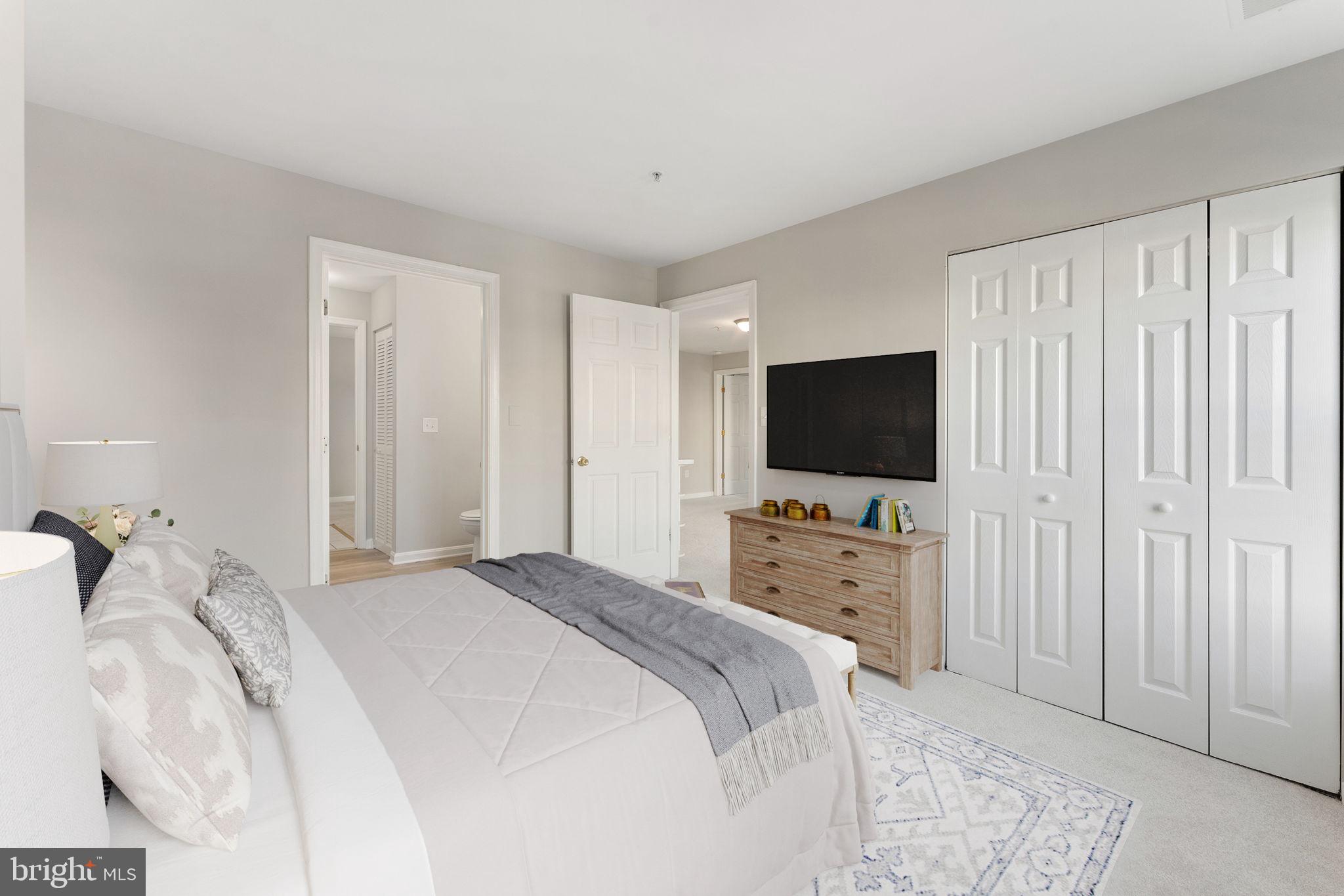 1060 GARDENVIEW LOOP 304