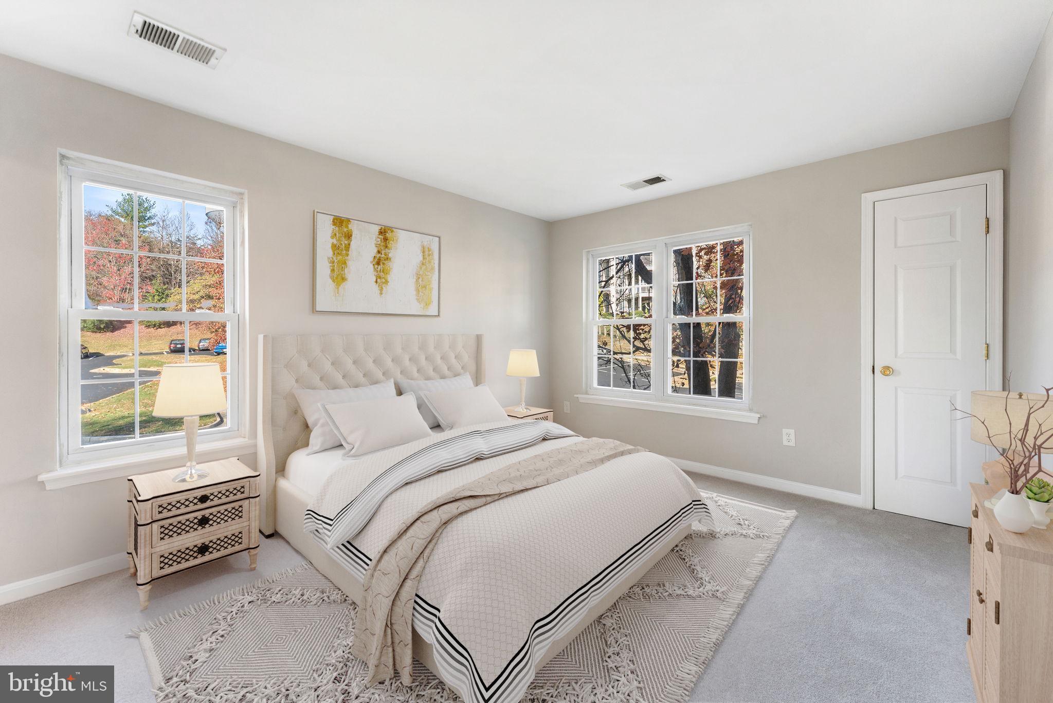 1060 GARDENVIEW LOOP 304