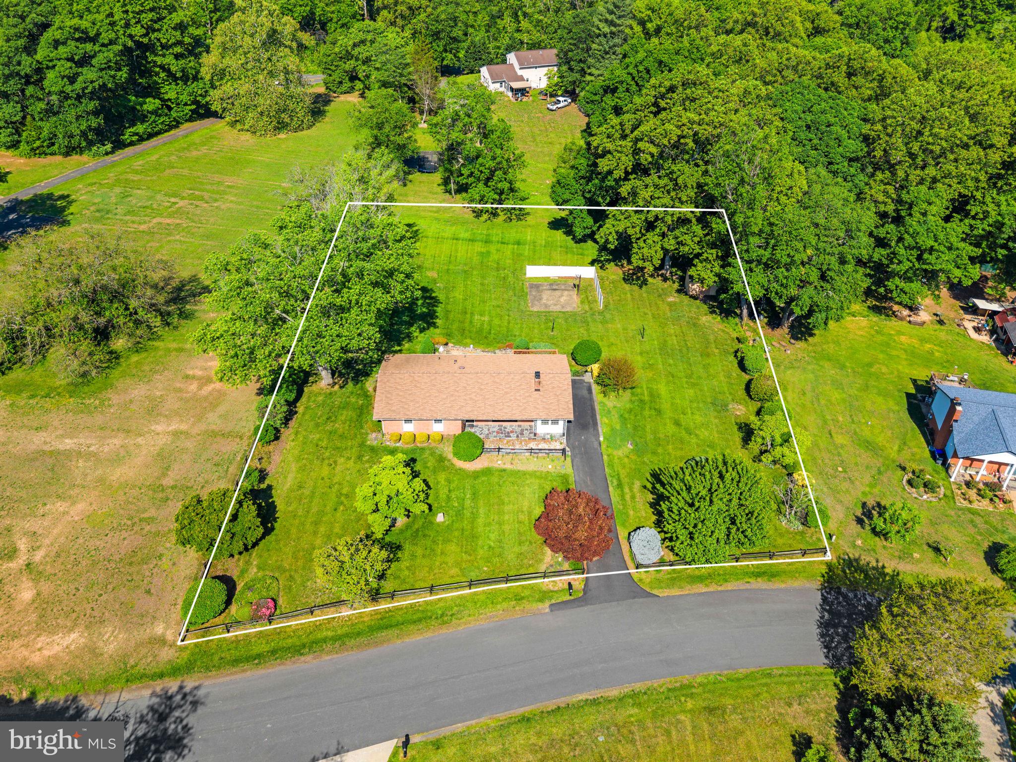 9706 SIGNAL COURT