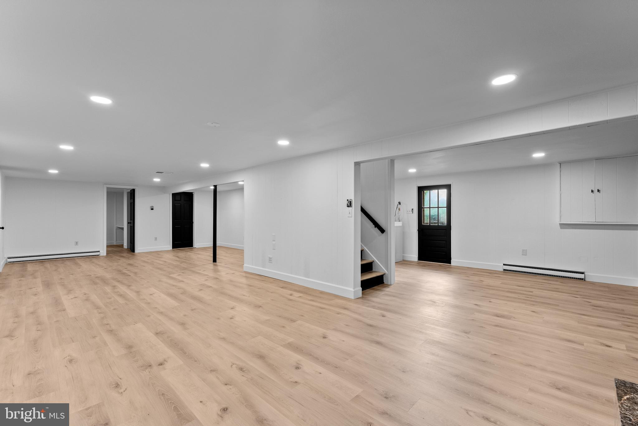 9706 SIGNAL COURT