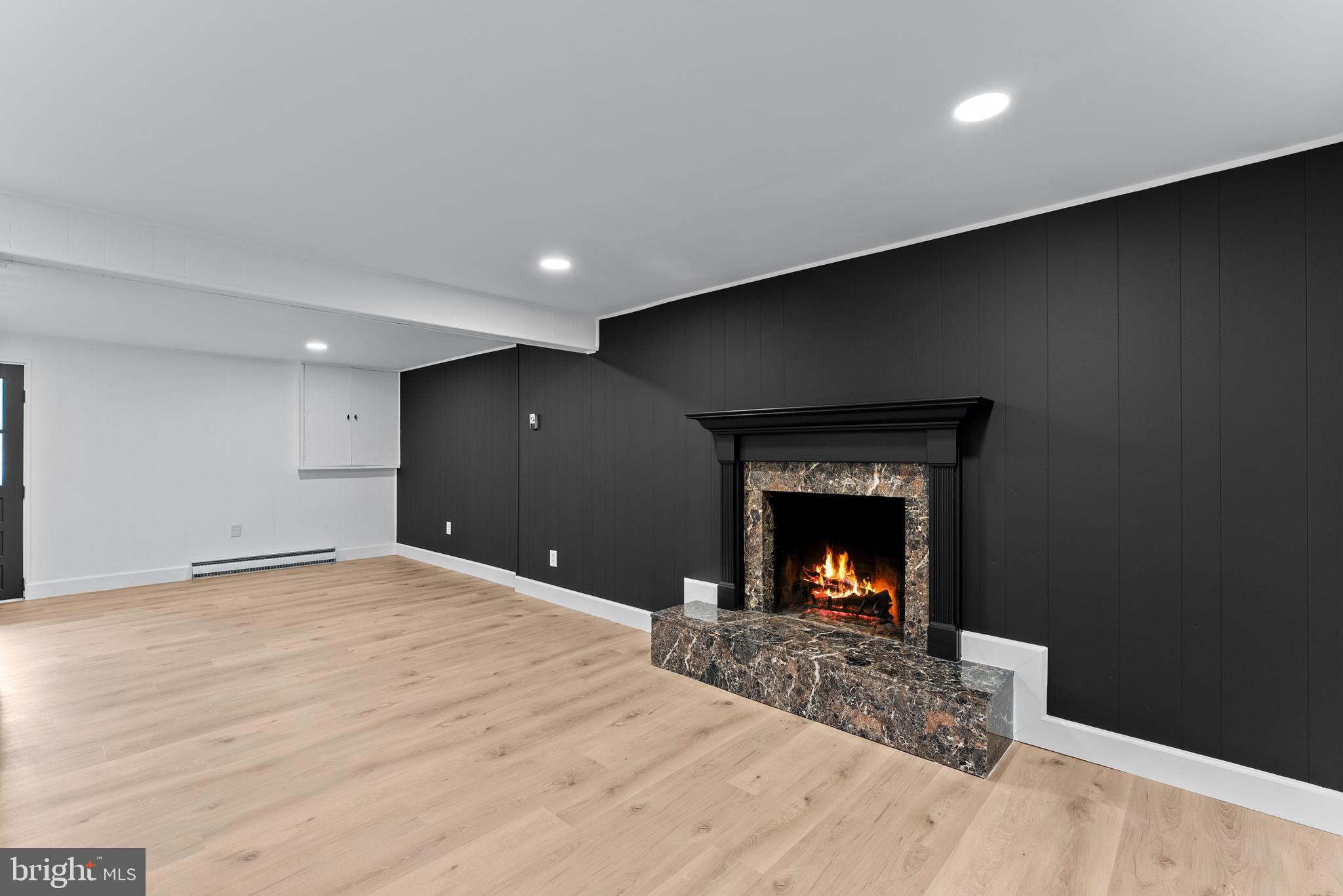 9706 SIGNAL COURT