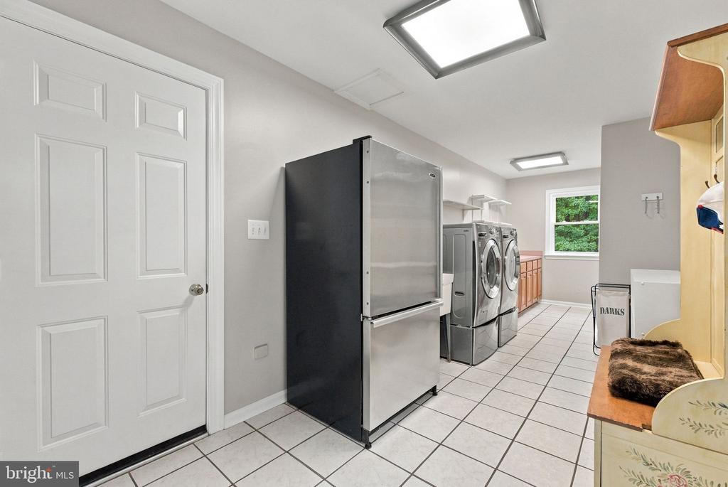 10080 GREENWICH WOOD DRIVE