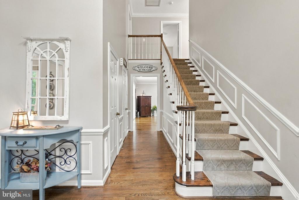 10080 GREENWICH WOOD DRIVE