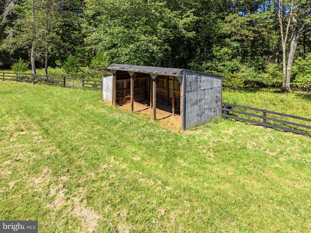 10080 GREENWICH WOOD DRIVE