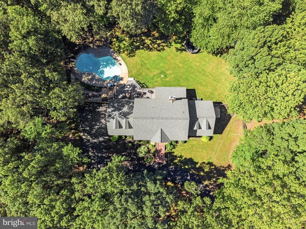 10080 GREENWICH WOOD DRIVE
