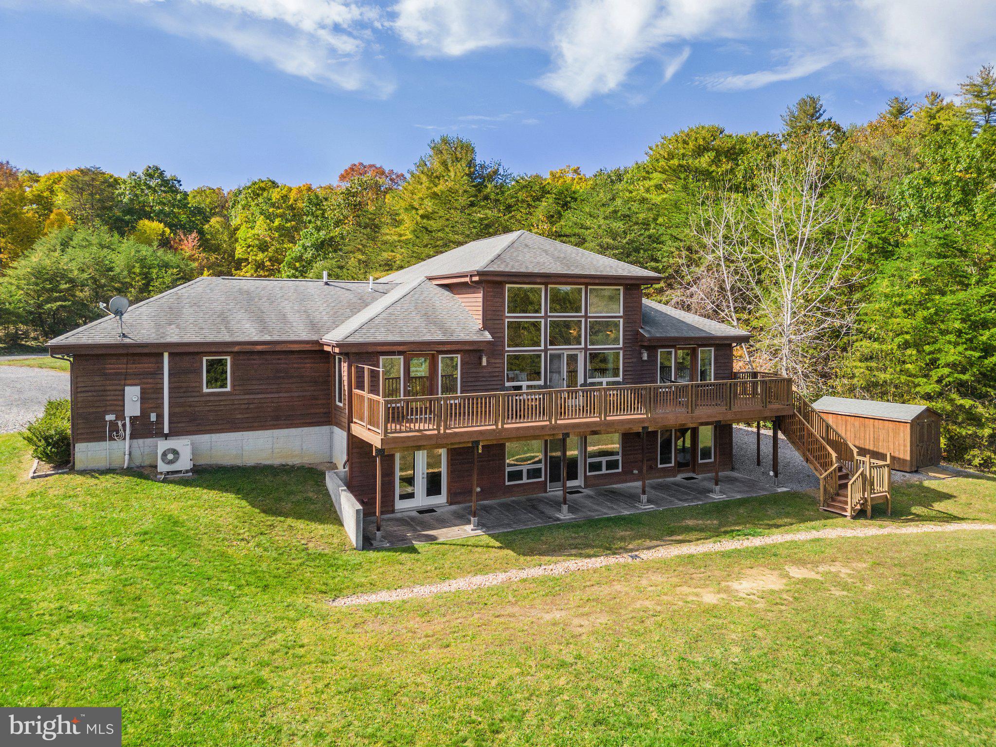 90 RIDGE BROOK LANE