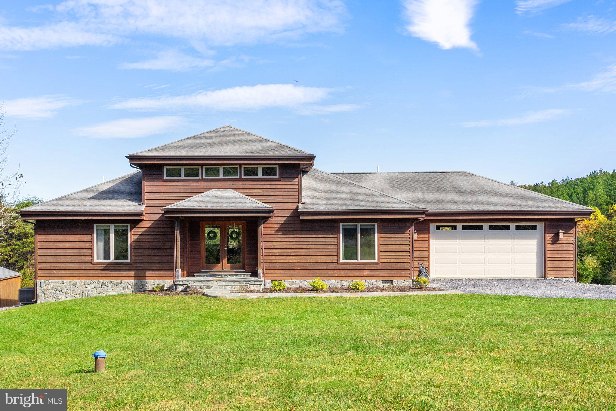 90 RIDGE BROOK LANE