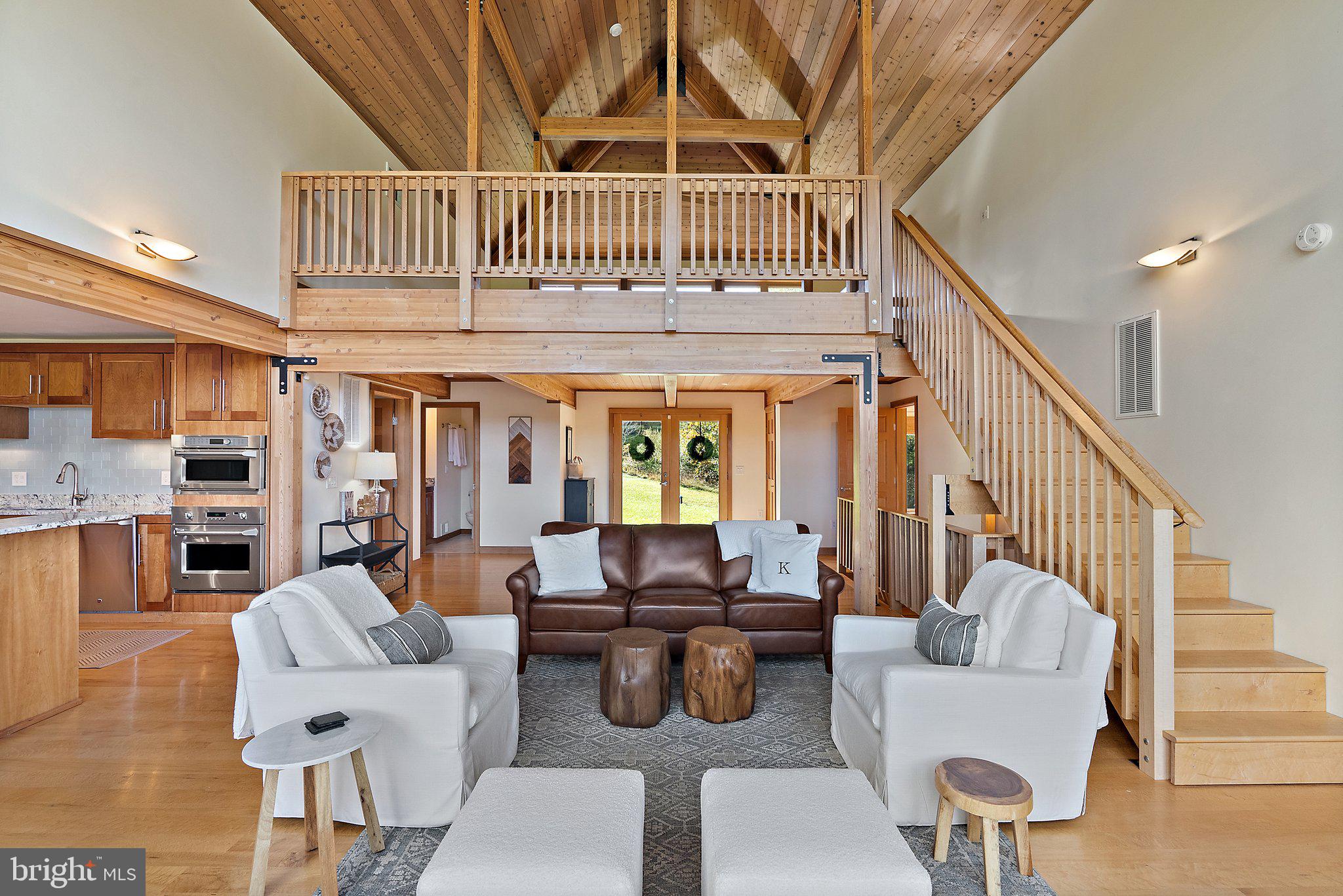 90 RIDGE BROOK LANE