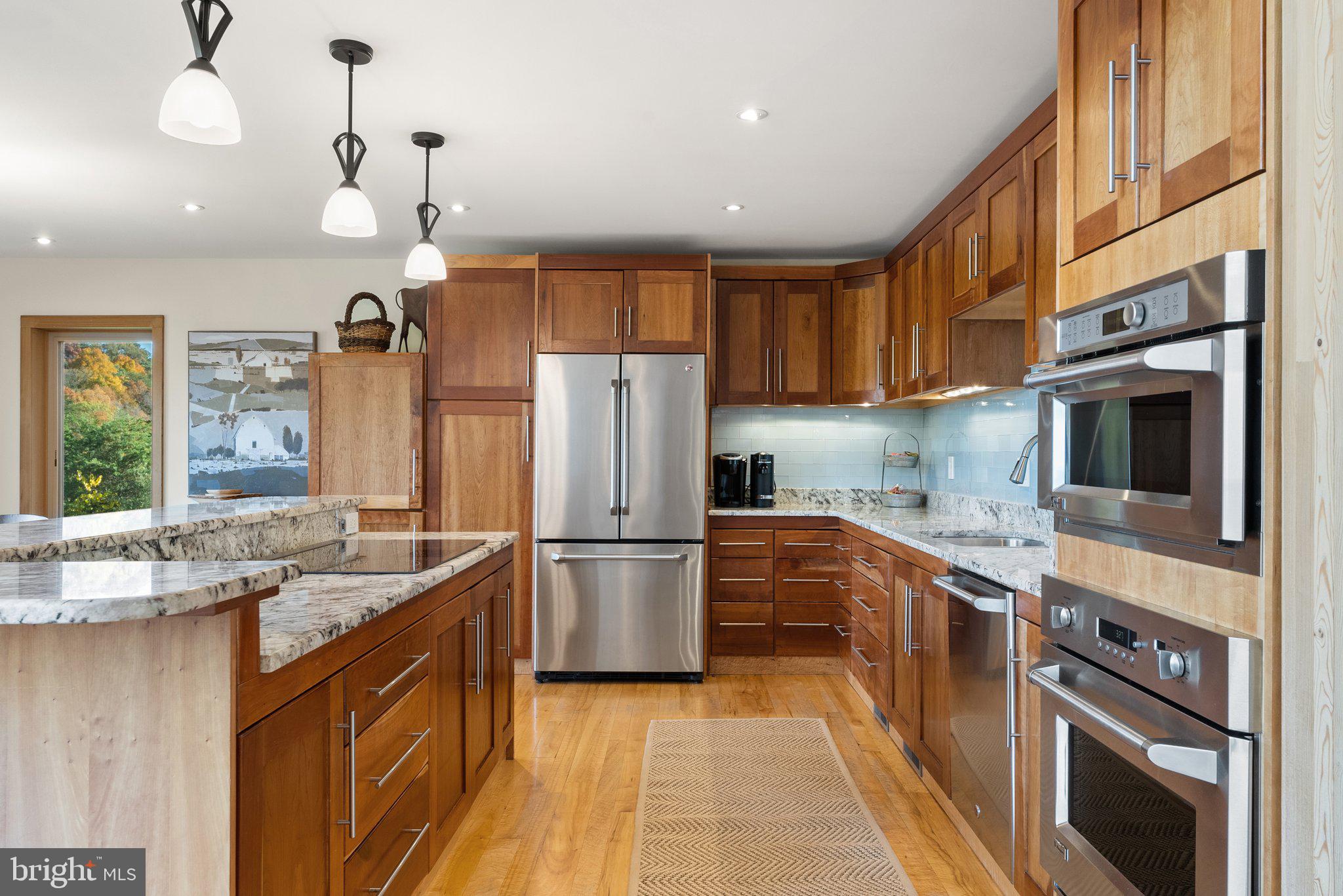 90 RIDGE BROOK LANE