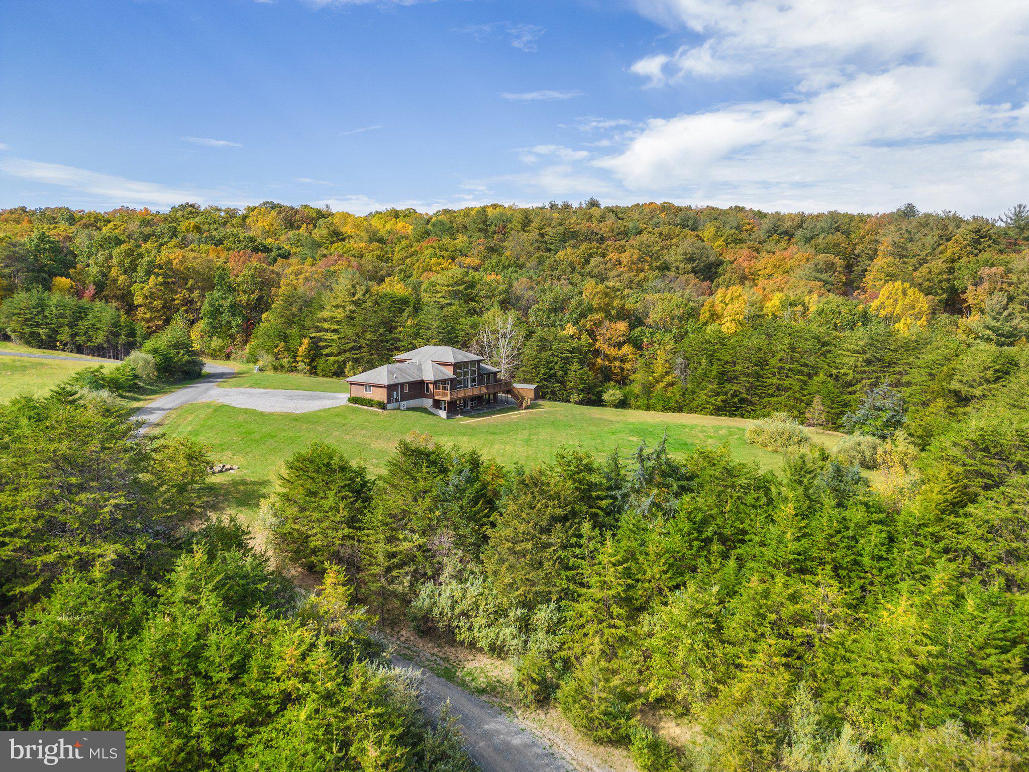90 RIDGE BROOK LANE