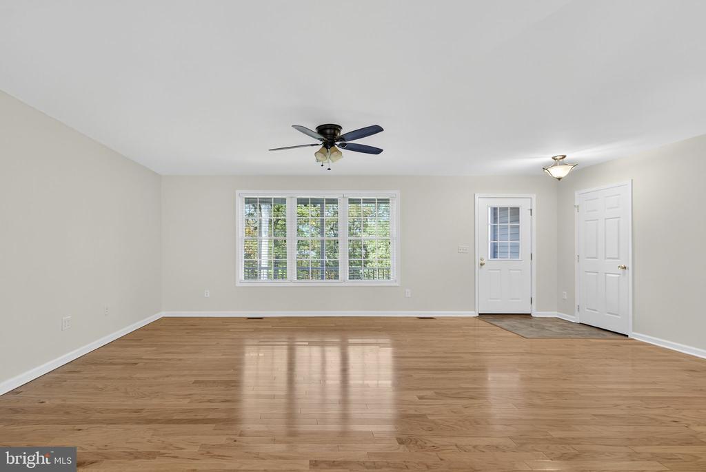 850 TIMBERLAND MANOR