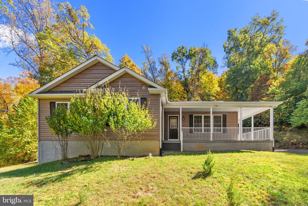 850 TIMBERLAND MANOR