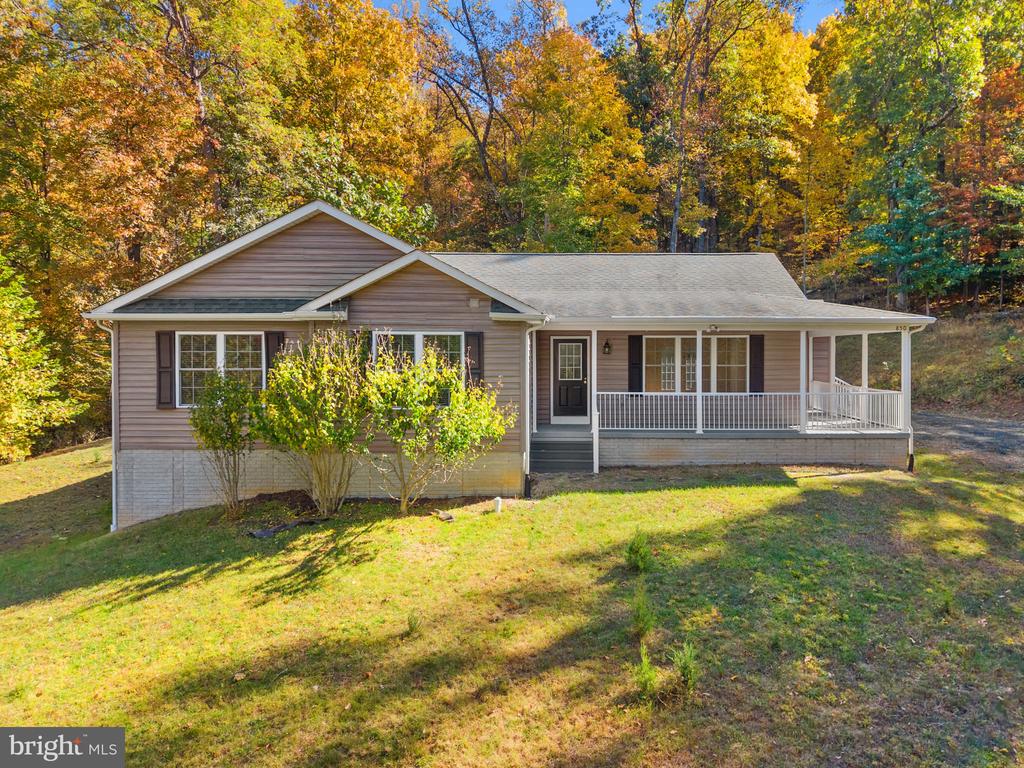 850 TIMBERLAND MANOR