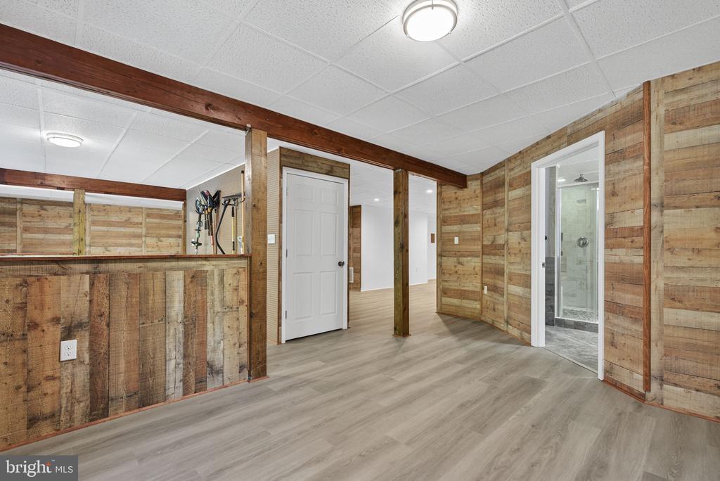850 TIMBERLAND MANOR