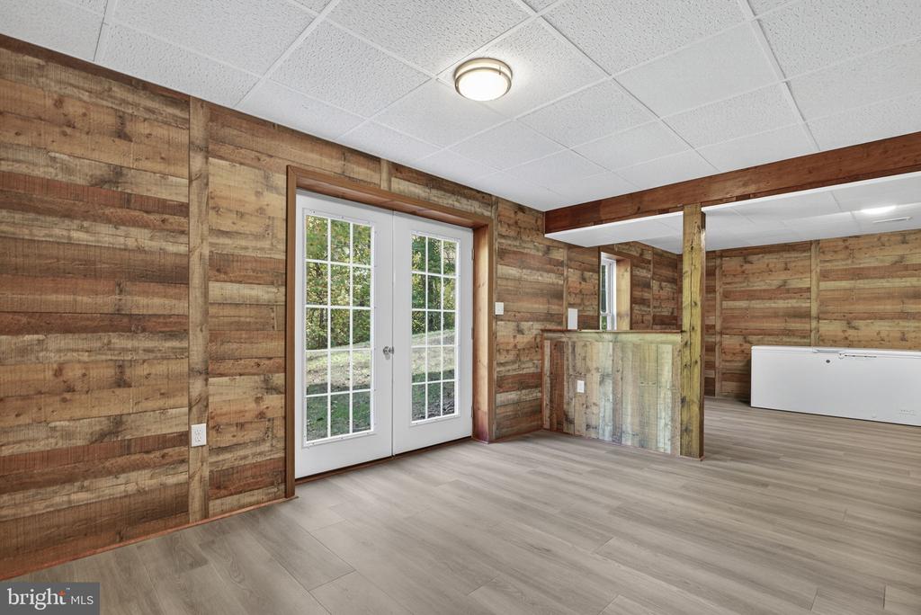 850 TIMBERLAND MANOR