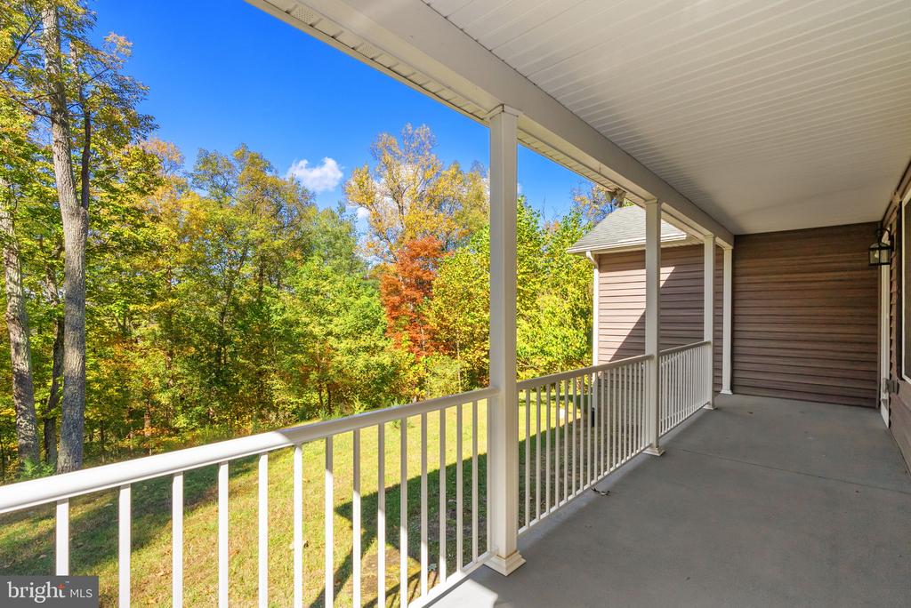 850 TIMBERLAND MANOR