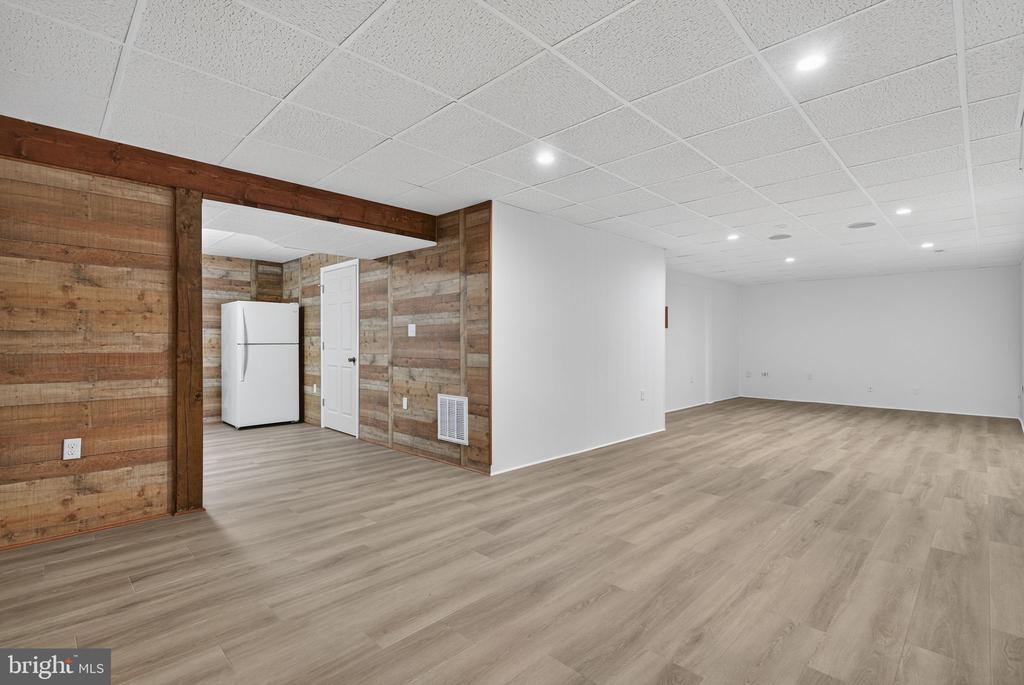 850 TIMBERLAND MANOR