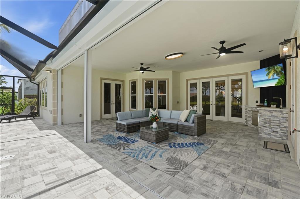 14871 Laguna DR
