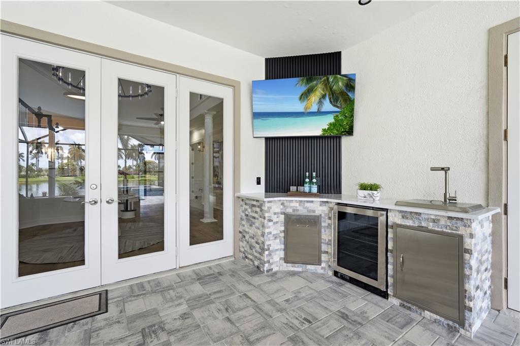 14871 Laguna DR