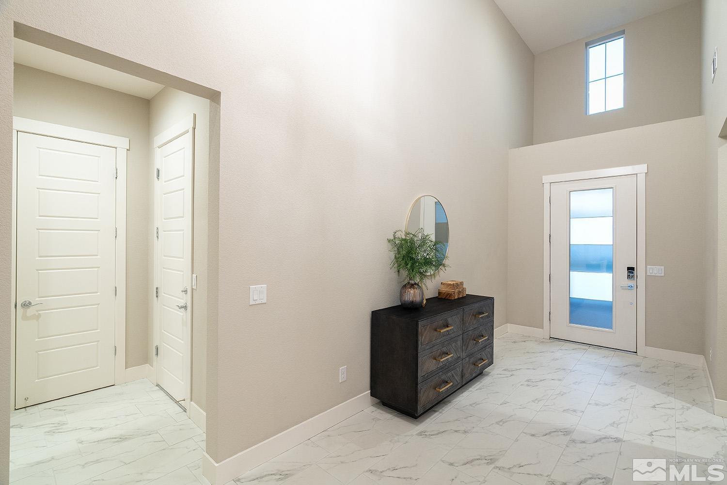 6111 S Pleasant Oak Trail