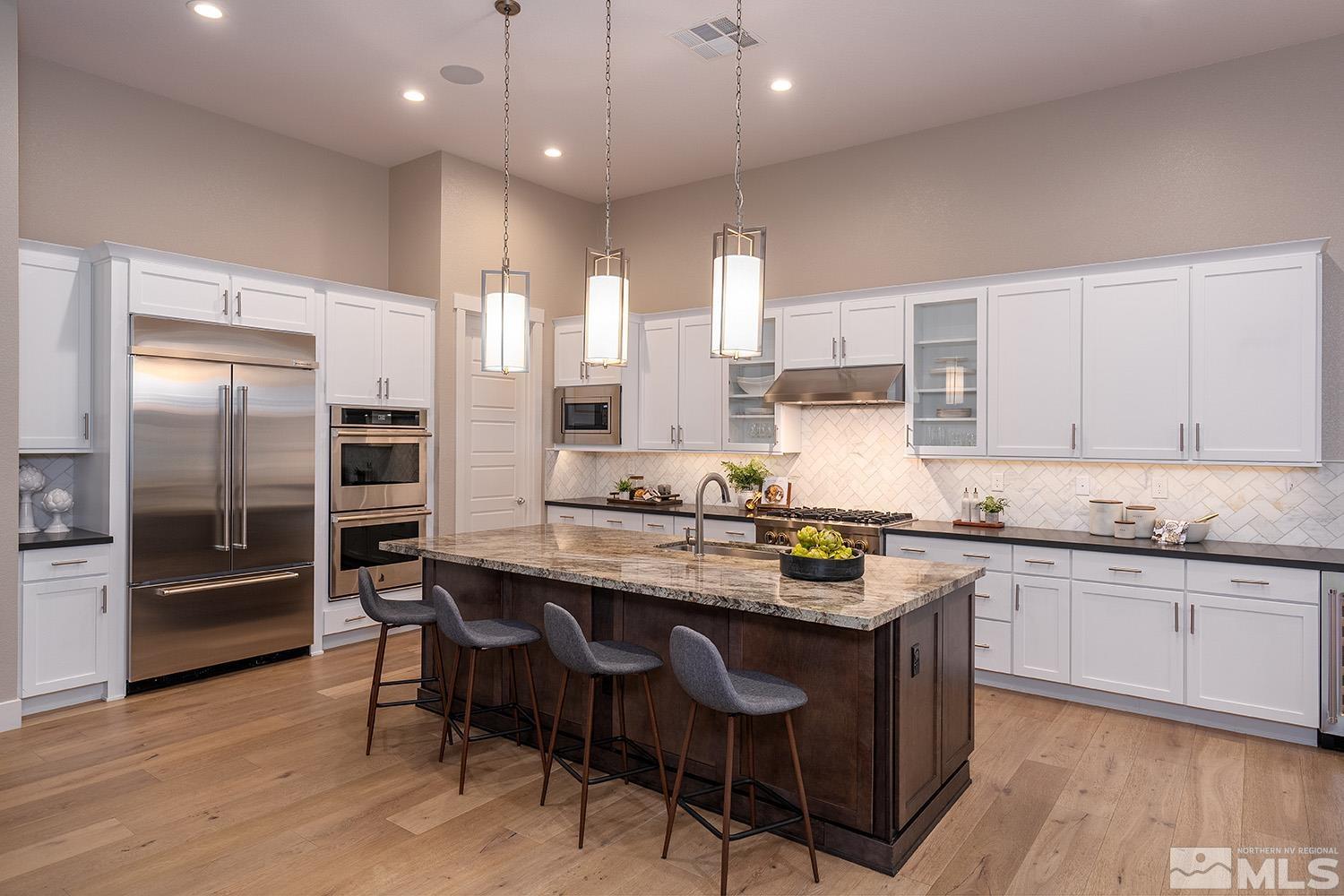 6111 S Pleasant Oak Trail
