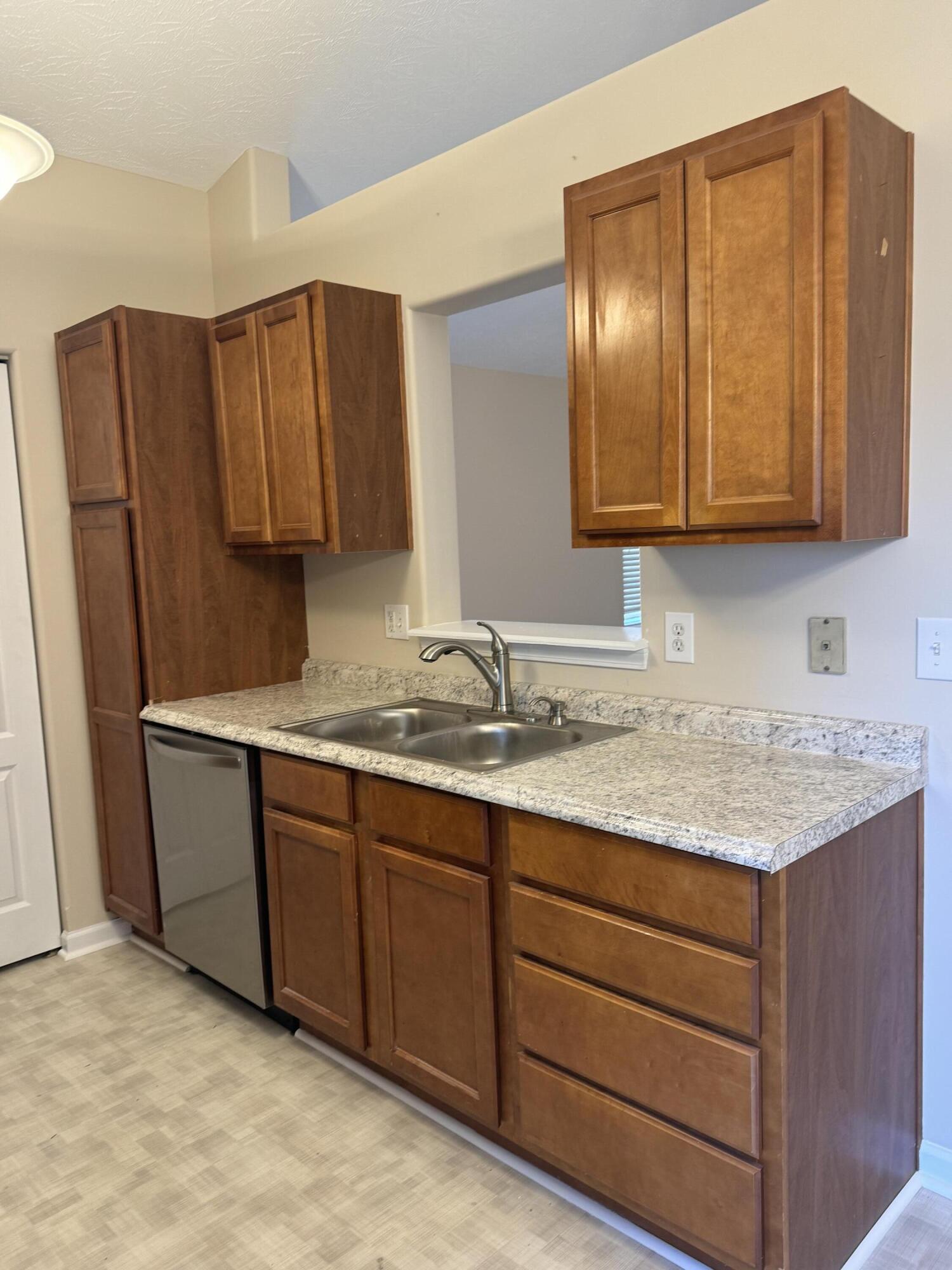 242 Baybrook Circle