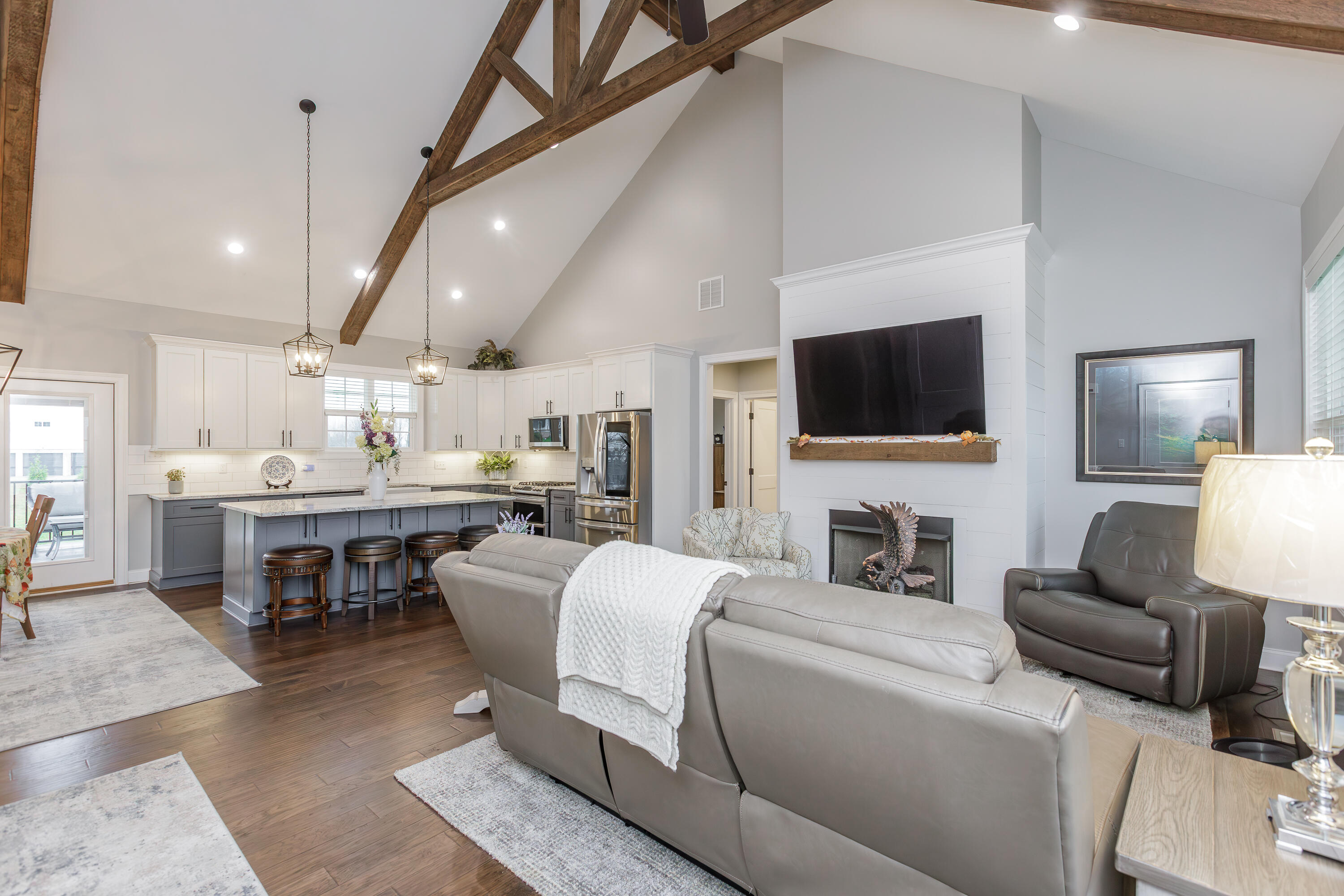 461 Woodridge Drive