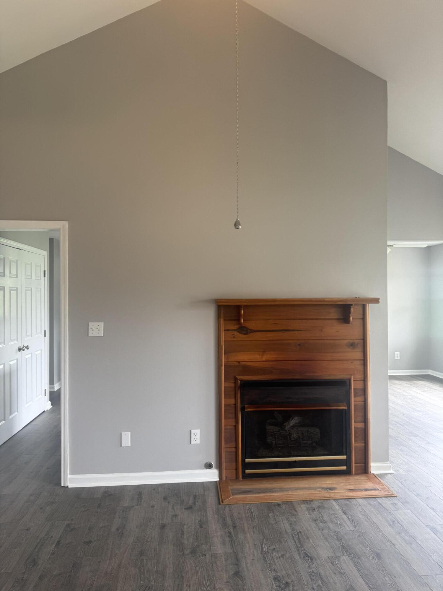 87 Cardinal Circle
