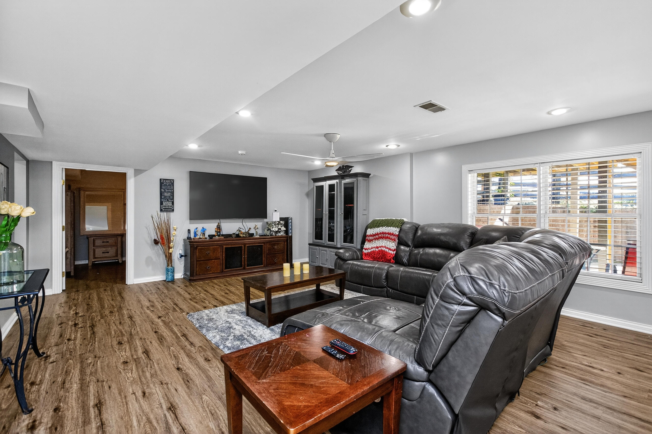 836 N Homestead Lane
