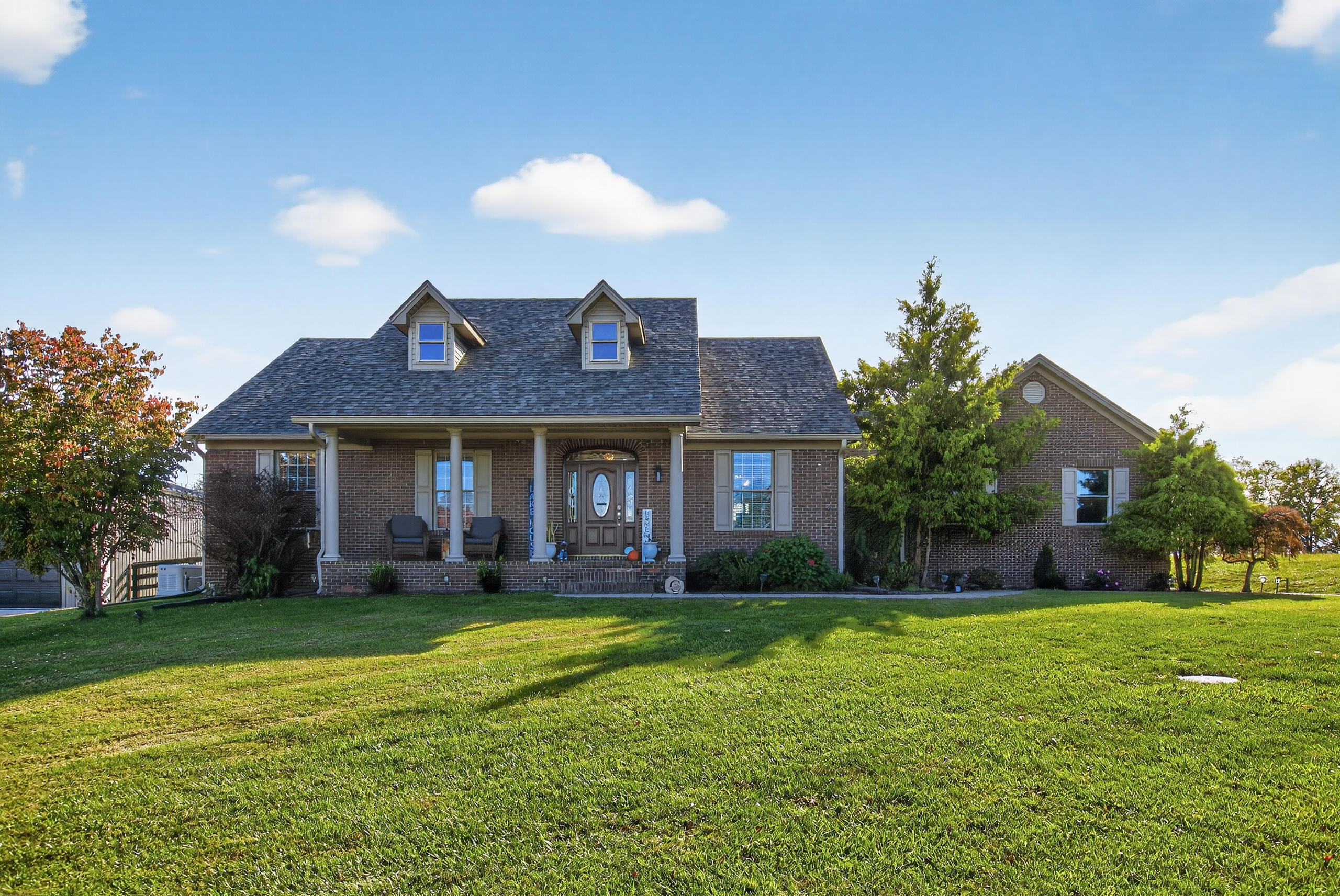 836 N Homestead Lane