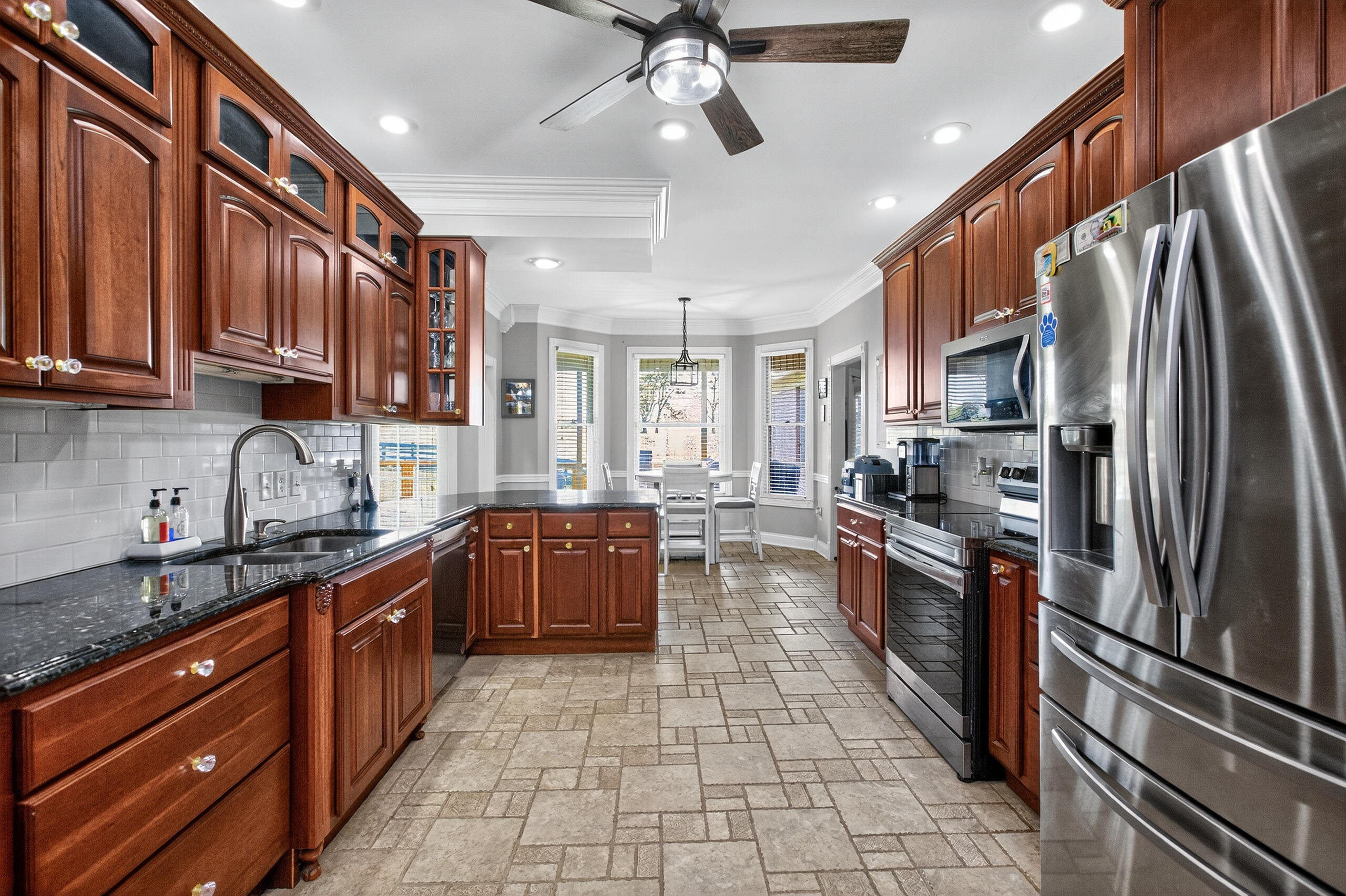 836 N Homestead Lane