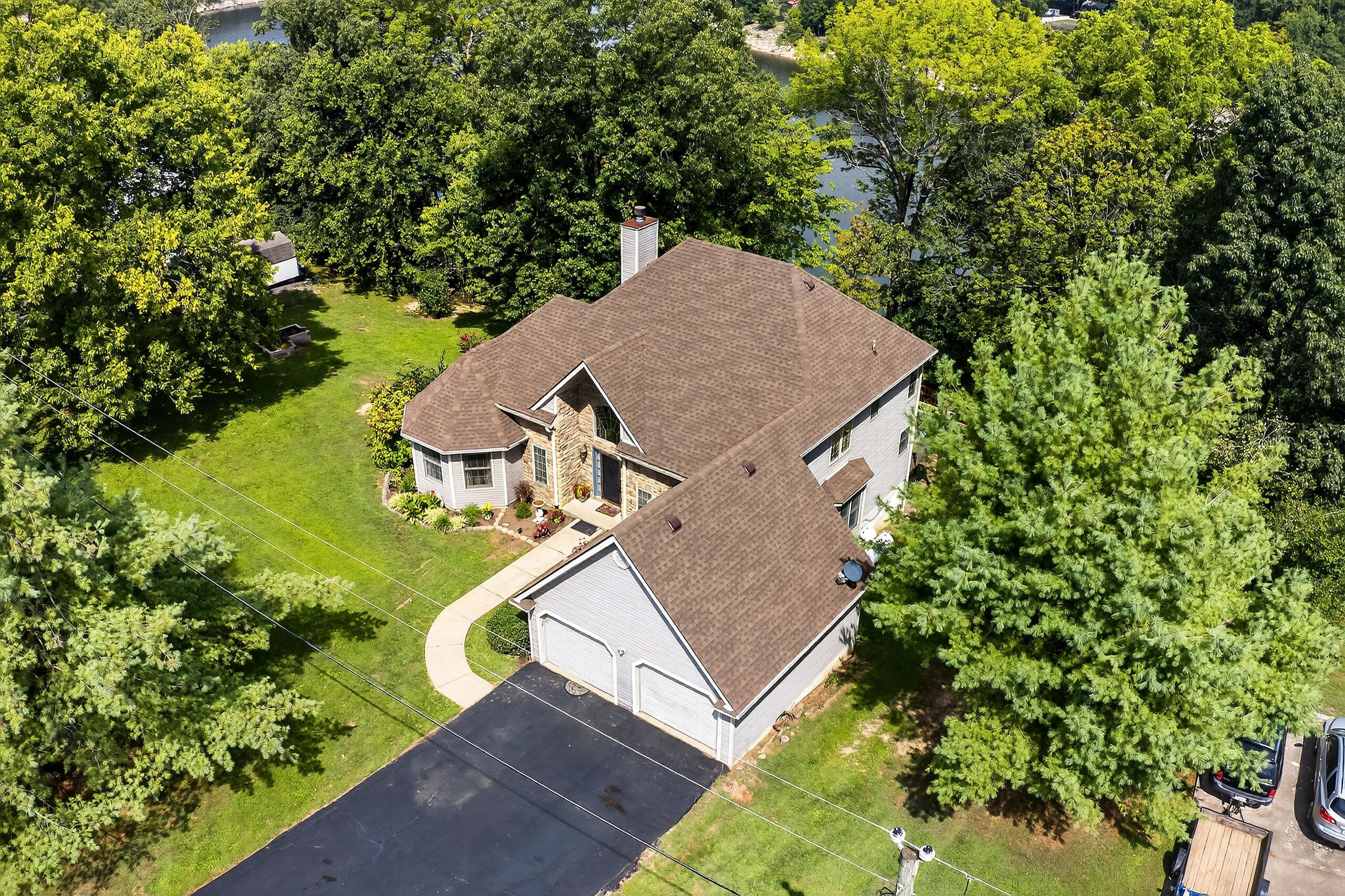 221 N Homestead Lane