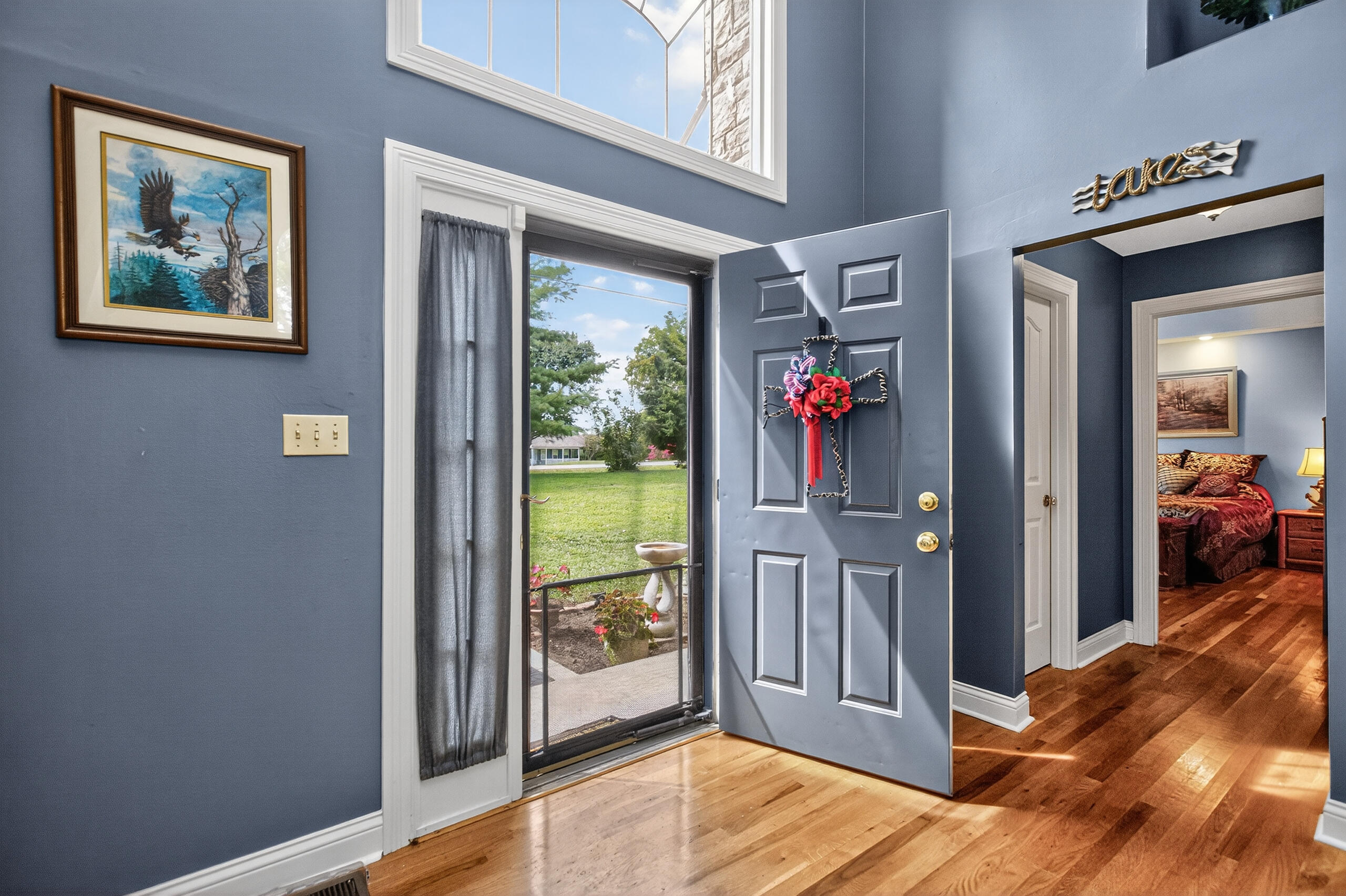 221 N Homestead Lane