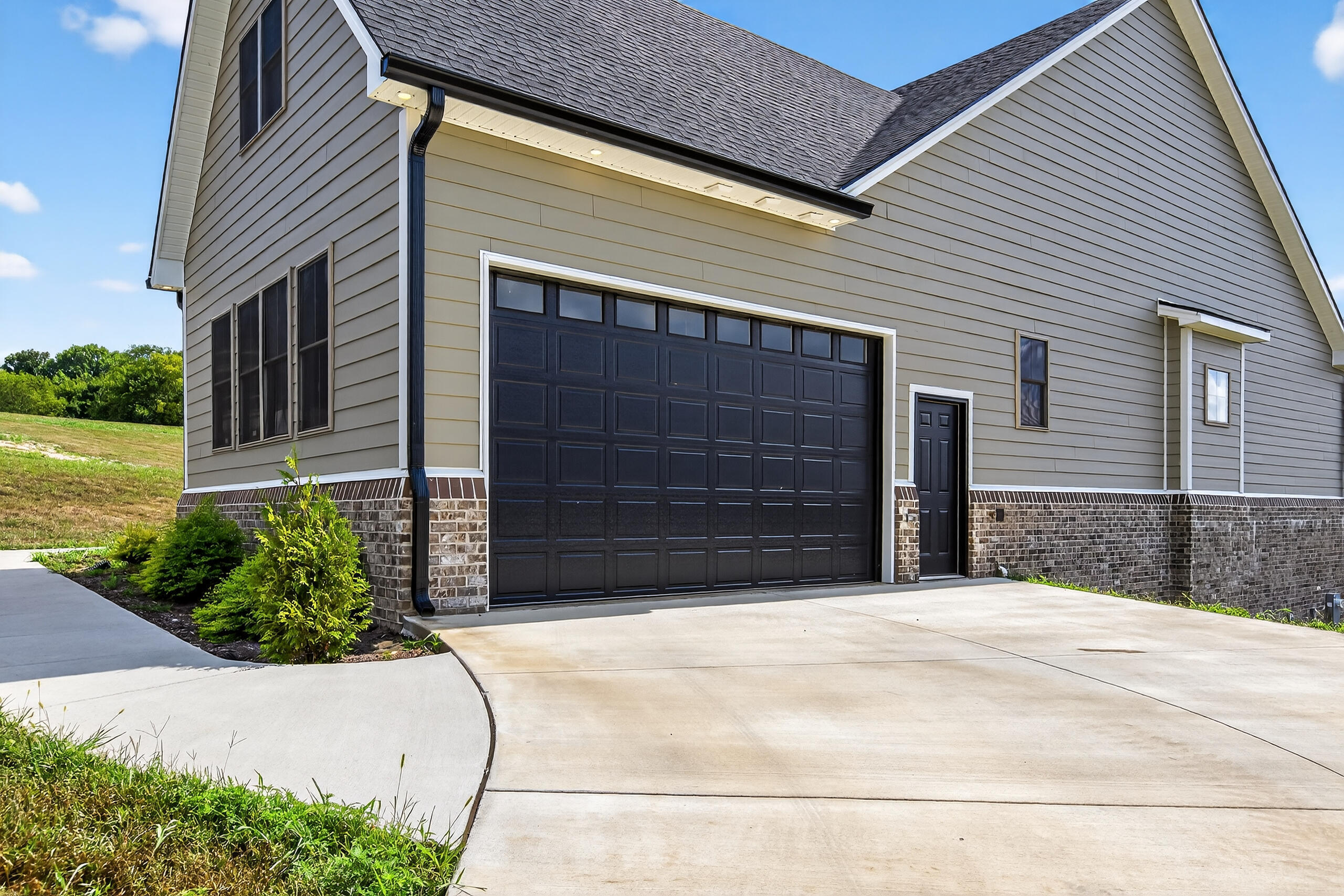 47 Hills Lane
