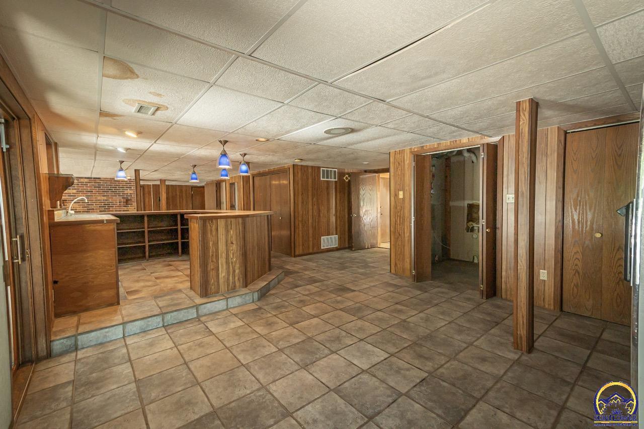 7537 SW Robinhood CT