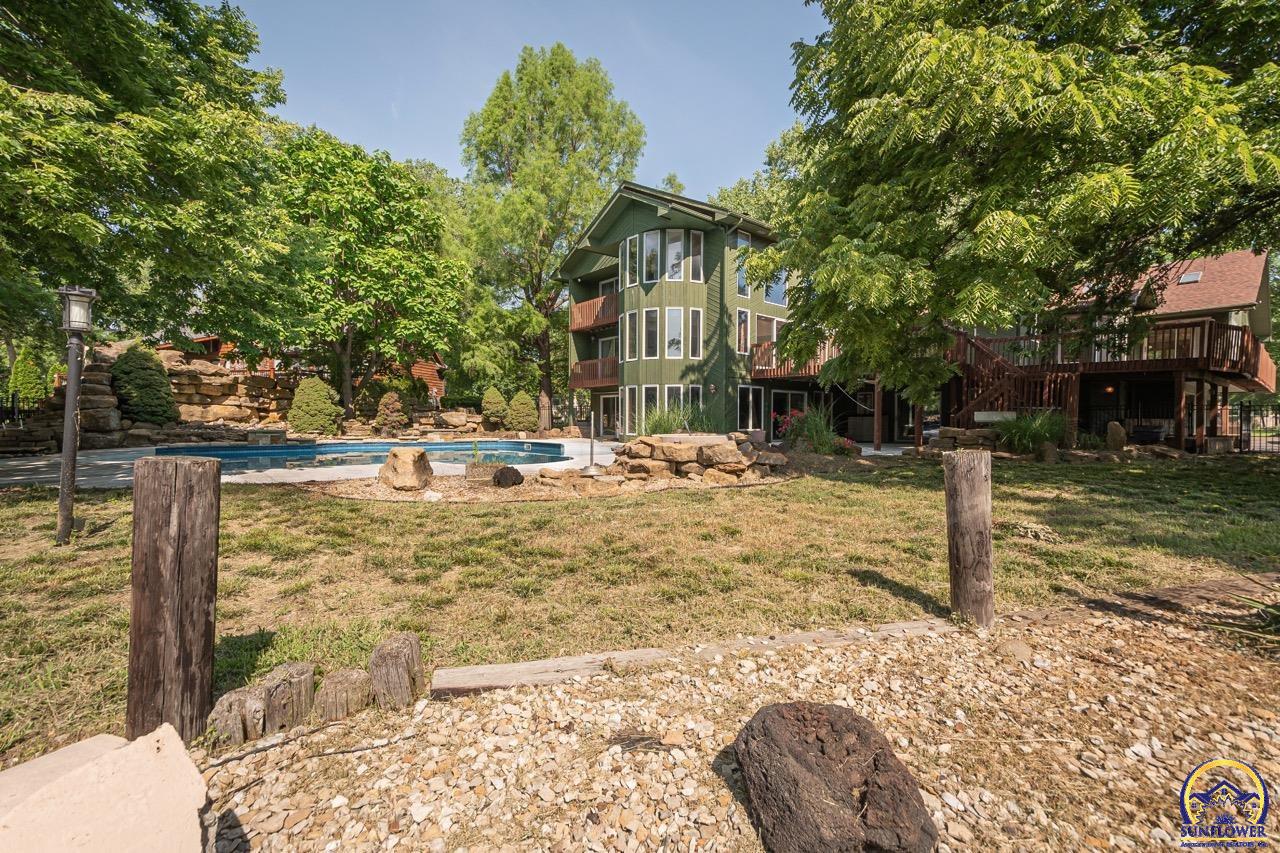 7537 SW Robinhood CT